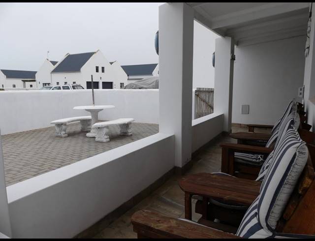 2 BEDROOM HOUSE FOR SALE IN BRITANNIA BAY